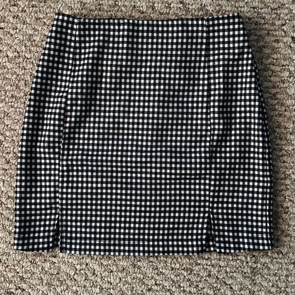 Eyeshadow Size 1 Black & White plaid mini skirt
